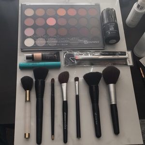 Makeup bundle